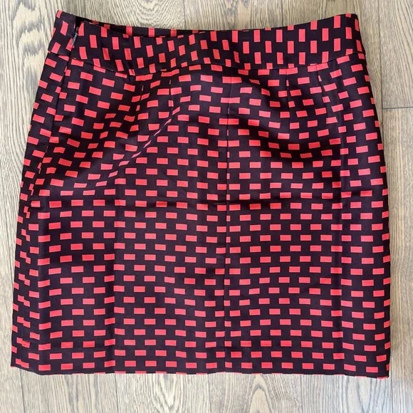 Mini skirt - Picture 2 of 2